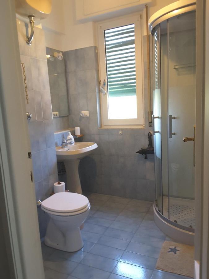 Bed and Breakfast Dolce Notte, Near San Martino Hospital Genua Exterior foto