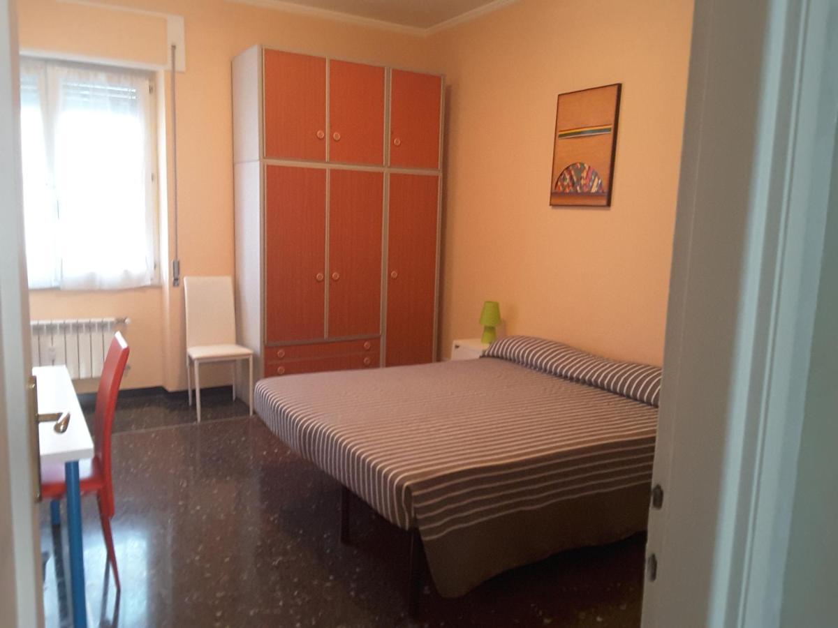 Bed and Breakfast Dolce Notte, Near San Martino Hospital Genua Exterior foto